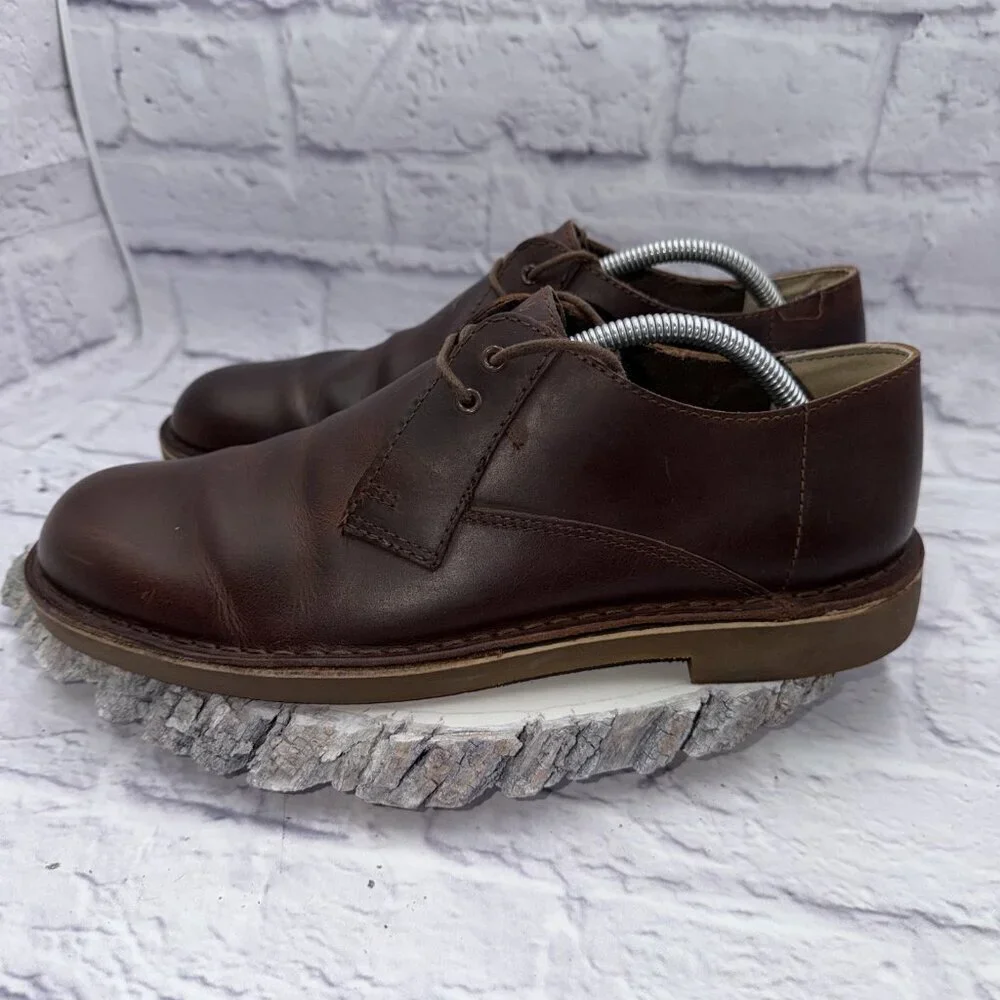 Clarks Mens Size 10 Bushacre Chukka Brown Leather Low Cut Shoes